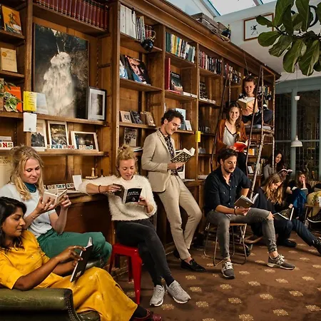 Bookstor *